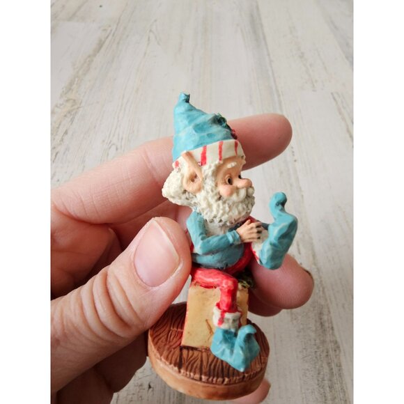 Enesco poopsie AS IS elf shoe black North Pole village figuring Xmas decor as is - Picture 5 of 8